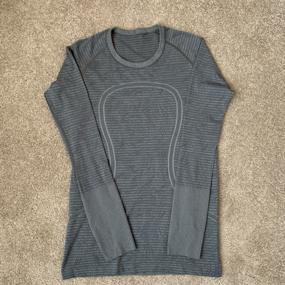 Women’s Lululemon Swiftly Tech Long Sleeve Crew